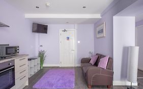 Tenby Town Centre Romantic Retreat Apartment For 2