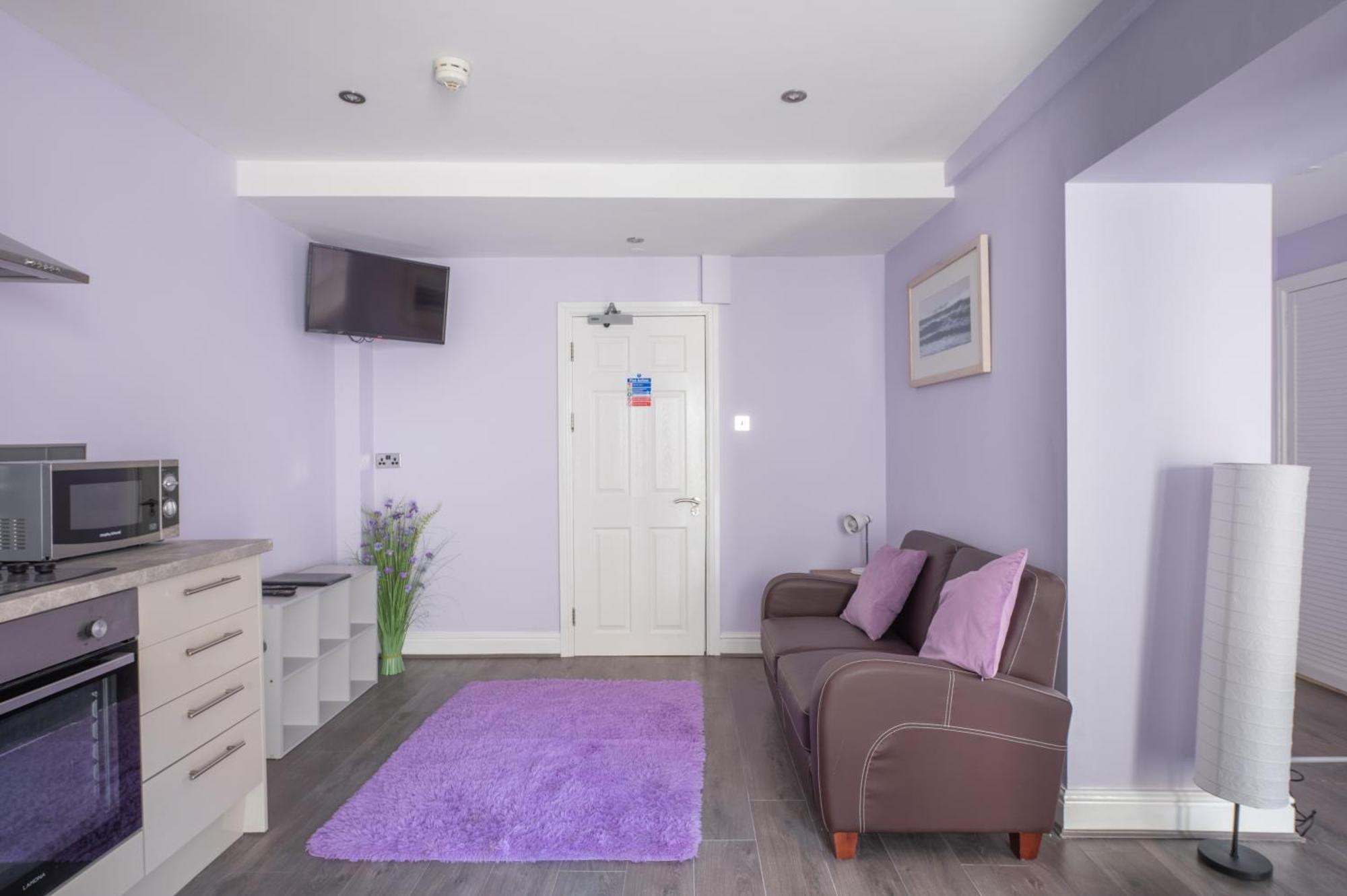 Tenby Town Centre Romantic Retreat Apartment For 2 Exterior photo